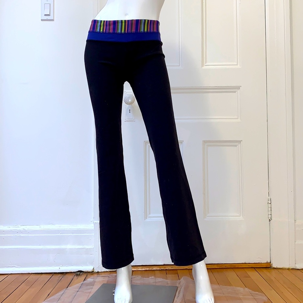 Lululemon yoga pants